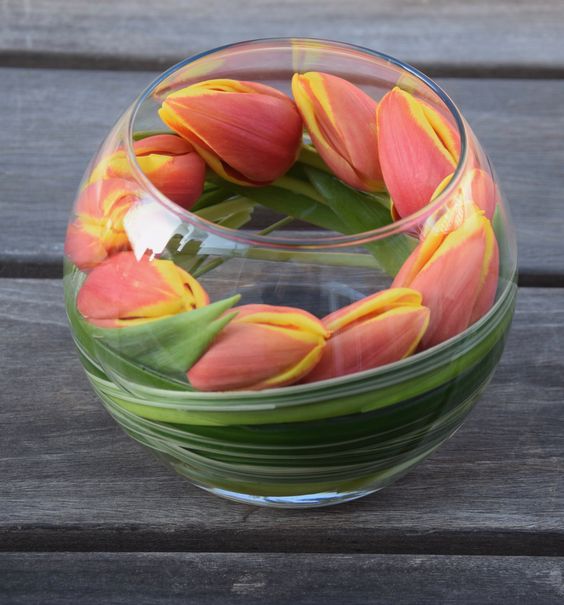 Inspirace na krásné tulipánové dekorace: Stačí naskládat do vázy! Inspirace na krásné tulipánové dekorace: Stačí naskládat do vázy!