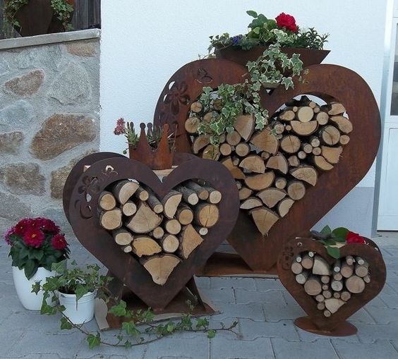 25+ skvělých dekorací z obyčejného nasekaného dříví – Prima inspirace 25+ skvělých dekorací z obyčejného nasekaného dříví – Prima inspirace