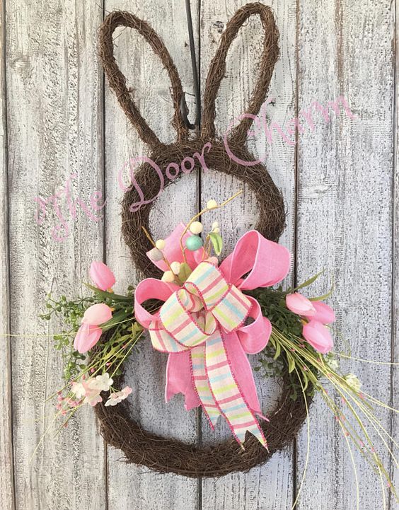 Ozdobte si vchodové dveře krásnou dekorací – Vytvořte si velikonočního zajíce Ozdobte si vchodové dveře krásnou dekorací – Vytvořte si velikonočního zajíce