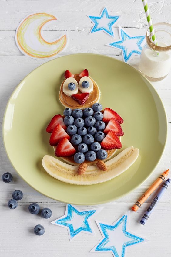 Vyčarujte svým nejbližším úsměv na tváři takovýmto kouzelným talířem! Inspirace na vánoční talíř