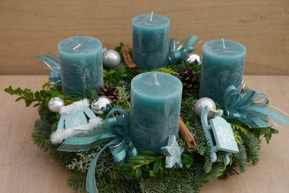 Zlatá, modrá či zelená? Zvolte si tu vaší oblíbenou barvu adventní dekorace!