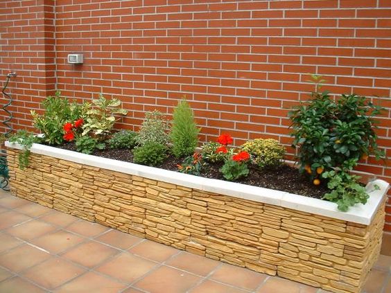 Krásné vyvýšené záhony z cihel či ze dřeva: Inspirace na nadcházející zahrádkářskou sezonu! Krásné vyvýšené záhony z cihel či ze dřeva: Inspirace na nadcházející zahrádkářskou sezonu!