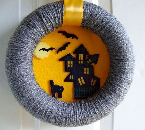Skvělá zábava pro děti! Vyrobte si Halloweenský věnec na dveře Skvělá zábava pro děti! Vyrobte si Halloweenský věnec na dveře