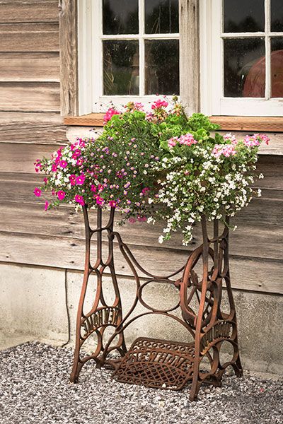 Recyklujte tímto úžasným způsobem starý šicí stroj! Inspirace a nápady, jak na to Recyklujte tímto úžasným způsobem starý šicí stroj! Inspirace a nápady, jak na to