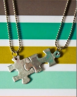 Skvělé nápady, jak využít zbylé dílky puzzle, kterému chybí jeden nebo více kousků: 30+ nápadů na originální dekorace! Skvělé nápady, jak využít zbylé dílky puzzle, kterému chybí jeden nebo více kousků: 30+ nápadů na originální dekorace!