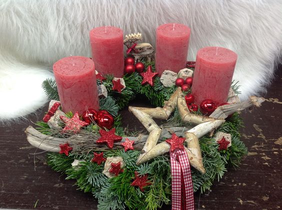 Přidejte do vašeho adventního věnce také jehličí, šišky či skořápky – Výsledek stojí za to! Přidejte do vašeho adventního věnce také jehličí, šišky či skořápky – Výsledek stojí za to!