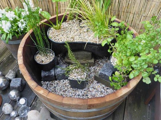 Inspirace na nadcházející zahrádkářskou sezonu: 20+ zahradních jezírek z dřevěných a plechových van! Inspirace na nadcházející zahrádkářskou sezonu: 20+ zahradních jezírek z dřevěných a plechových van!