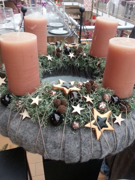 Přidejte do vašeho adventního věnce také jehličí, šišky či skořápky – Výsledek stojí za to! Přidejte do vašeho adventního věnce také jehličí, šišky či skořápky – Výsledek stojí za to!