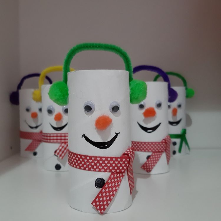Vyrobte si z papírové ruličky jednu z těchto kouzelných postaviček! Vyrobte si z papírové ruličky jednu z těchto kouzelných postaviček!