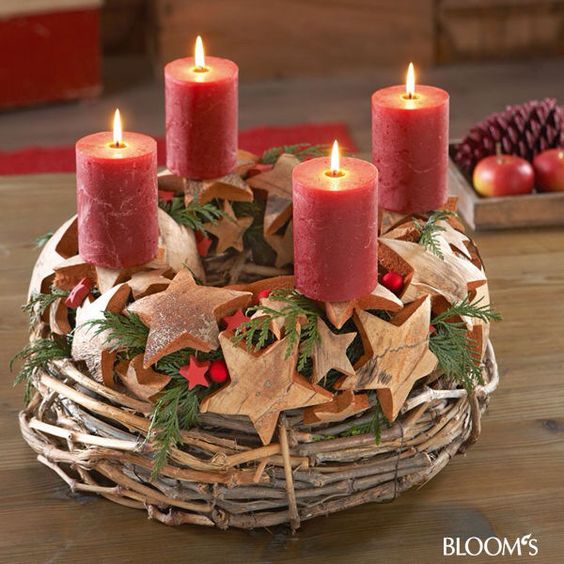 Přidejte do vašeho adventního věnce také jehličí, šišky či skořápky – Výsledek stojí za to! Přidejte do vašeho adventního věnce také jehličí, šišky či skořápky – Výsledek stojí za to!