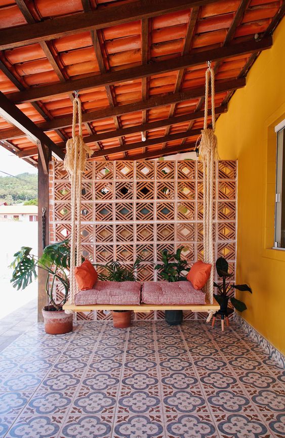 20+ krásných inspirací na houpačku pro vaší terasu či verandu – Prima inspirace