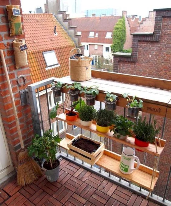 Zkrášlete si balkon květinami! – 20 originálních inspirací, jak na to