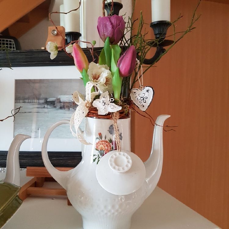 Vzali jsme staré, nevyužité nádobí a proměnili jej v krásnou velikonoční dekoraci – Inspirujte se! Vzali jsme staré, nevyužité nádobí a proměnili jej v krásnou velikonoční dekoraci – Inspirujte se!