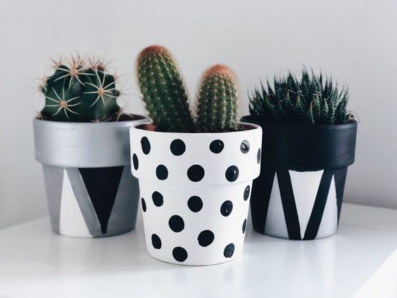 Jednoduché nápady, jak zkrášlit vaše staré a sešlé květináče – Inspirujte se! Jednoduché nápady, jak zkrášlit vaše staré a sešlé květináče – Inspirujte se!