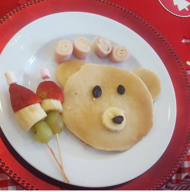 Vyčarujte svým nejbližším úsměv na tváři takovýmto kouzelným talířem! Inspirace na vánoční talíř