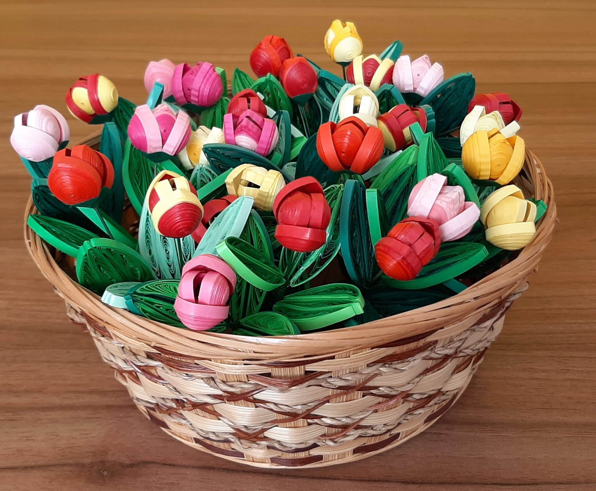rozhovor: quilling – výtvarná technika, se kterou paní věra vytváří nádherné dekorace, která rozzáří jakýkoli prostor rozhovor: quilling – výtvarná technika, se kterou paní věra vytváří nádherné dekorace, která rozzáří jakýkoli prostor