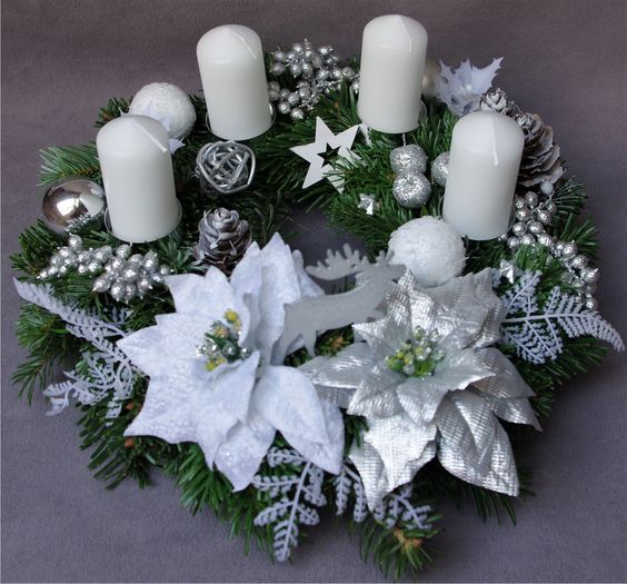 adventní věnec - jehličí 22 Inspirace na krásné adventní věnce z jehličí – vytvořte si letos vlastní
