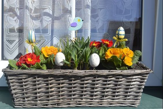 Oprašte své truhlíky a květináče: 22+ krásných inspirací, jak na jaro vyzdobit parapety! Oprašte své truhlíky a květináče: 22+ krásných inspirací, jak na jaro vyzdobit parapety!