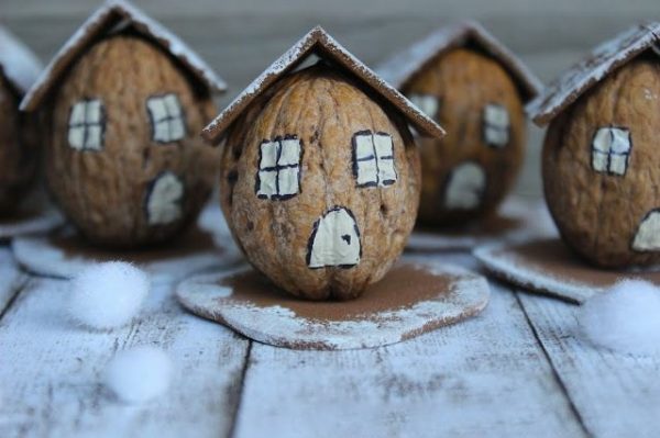 Nevyhazujte ořechové skořápky: 31+ překrásných dekorací z ořechů a ořechových skořápek na podzimní měsíce! Nevyhazujte ořechové skořápky: 31+ překrásných dekorací z ořechů a ořechových skořápek na podzimní měsíce!