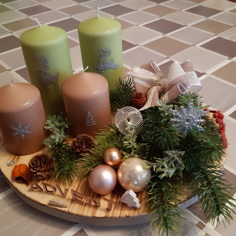 Krásné nápady z plátku dřeva na adventní období: Zapomeňte na klasický věnec!