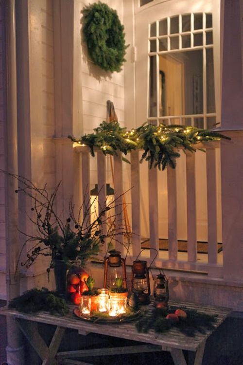 veranda a balkón - zimní dekorace Zimní balkóny a terasy – 20+ inspirací na krásnou výzdobu